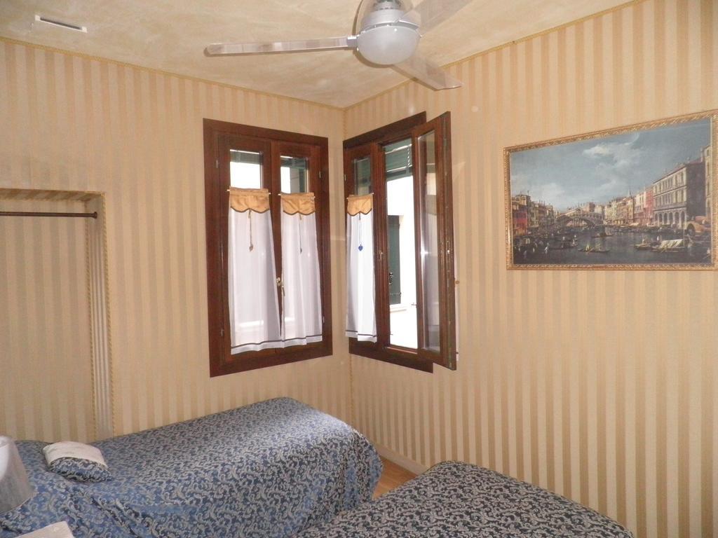 Ca' Delle Maschere Венеция Екстериор снимка